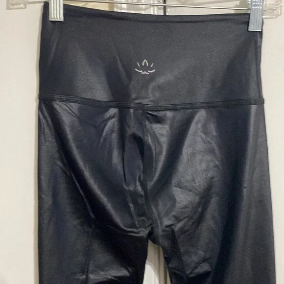 Beyond Yoga leggings - Picture 5 of 6